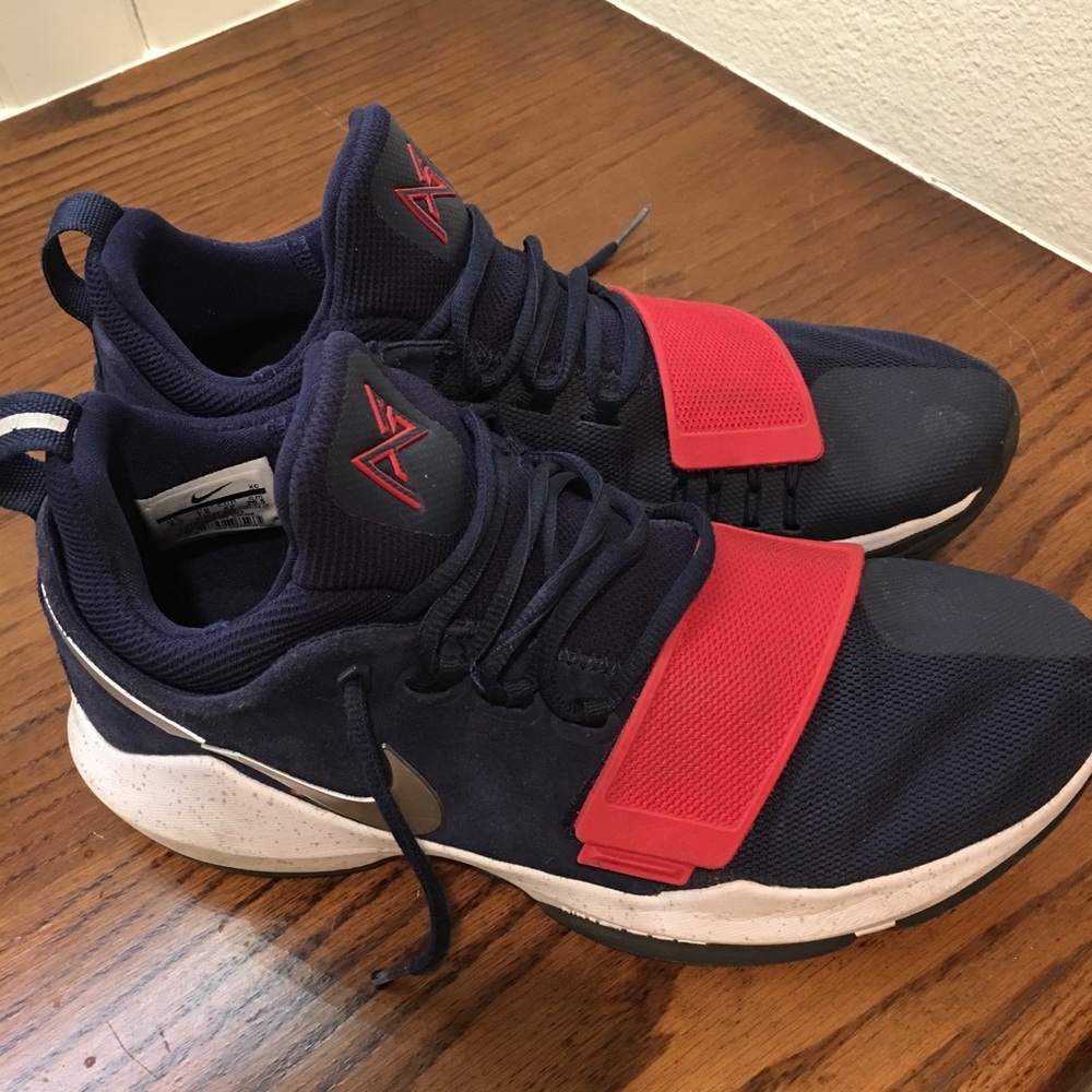 Nike PG 1 size 8.5